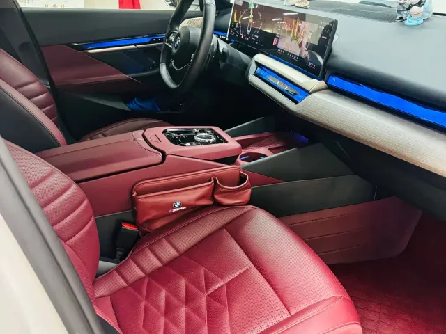 BMW 5 Series — Фото автомобиля 7