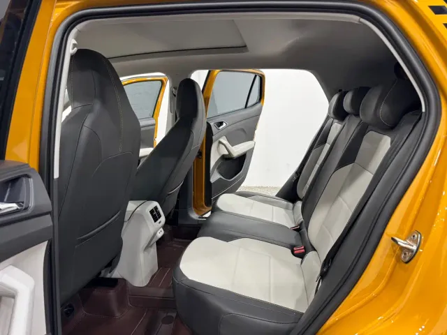 Volkswagen T-Cross — Фото автомобиля 6