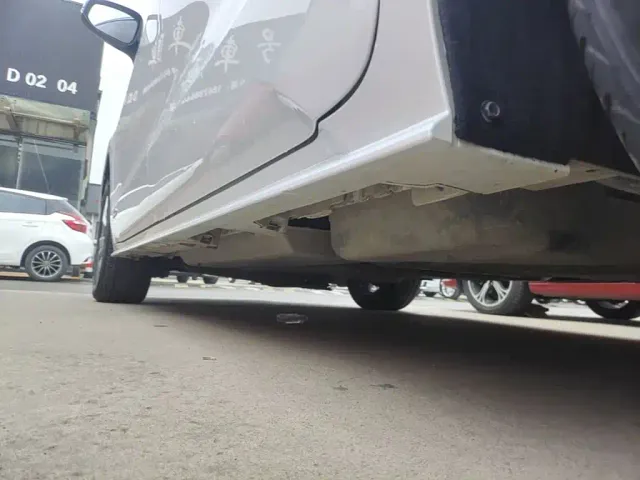 Toyota Sienna — Фото автомобиля 21