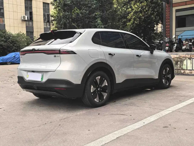 Deepal S05 — Фото автомобиля 7