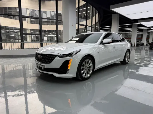 Cadillac CT5 — Фото автомобиля 3