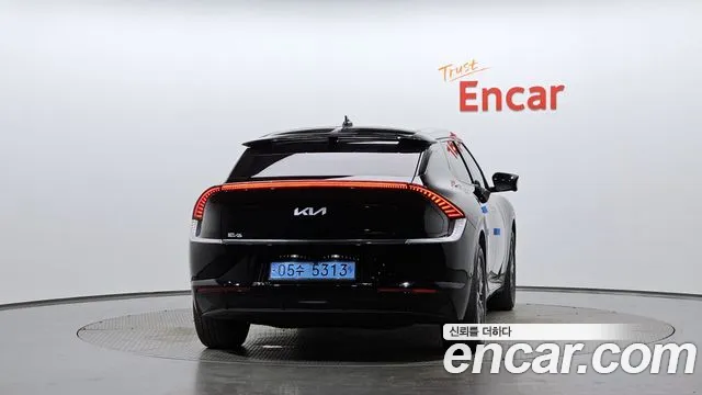 Kia EV6 — Фото автомобиля 4