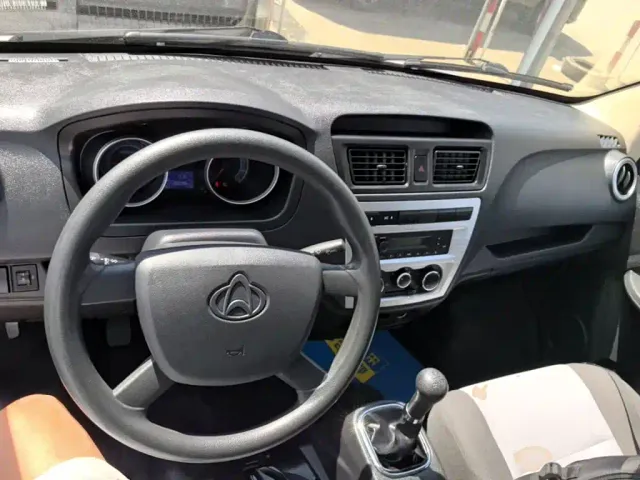 Changan Ruixing M60 — Фото автомобиля 9