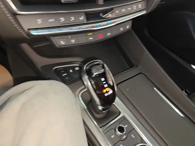 Cadillac CT5 — Фото автомобиля 13
