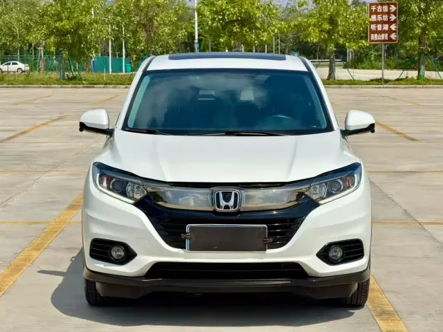Honda Vezel — Фото автомобиля 3