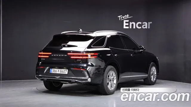 Genesis GV70 2.5T Бензин AWD — Фото автомобиля 2