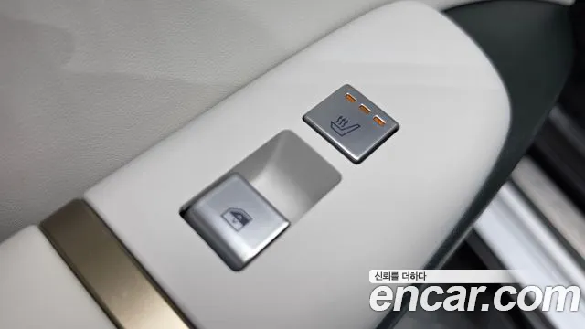 Hyundai Grandeur GN7 — Фото автомобиля 28