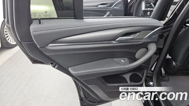 BMW X4 xDrive20i M Sport Pro Special Edition — Фото автомобиля 25