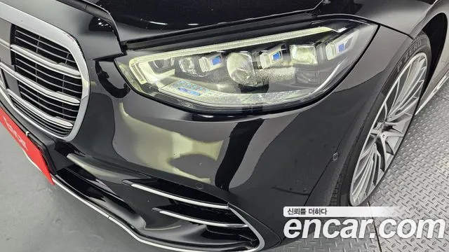 Mercedes-Benz S-Class — Фото автомобиля 20