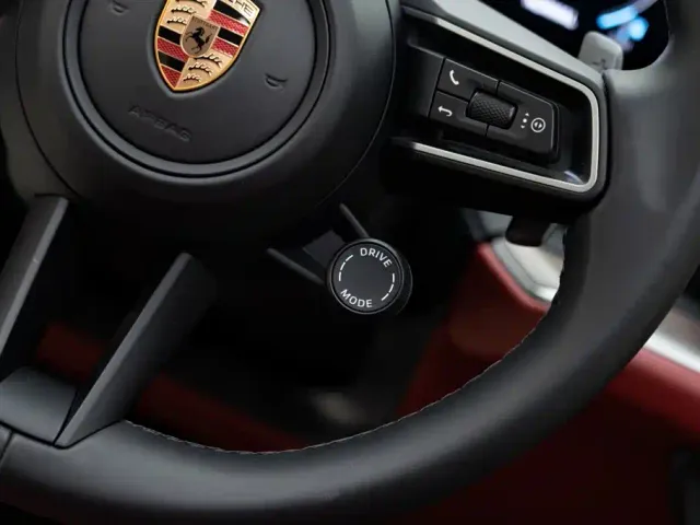 Porsche Cayenne — Фото автомобиля 20