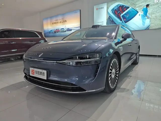 Фотография автомобиля — Stelato S9T