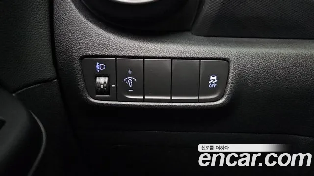 Hyundai Kona Kona (New) — Фото автомобиля 19
