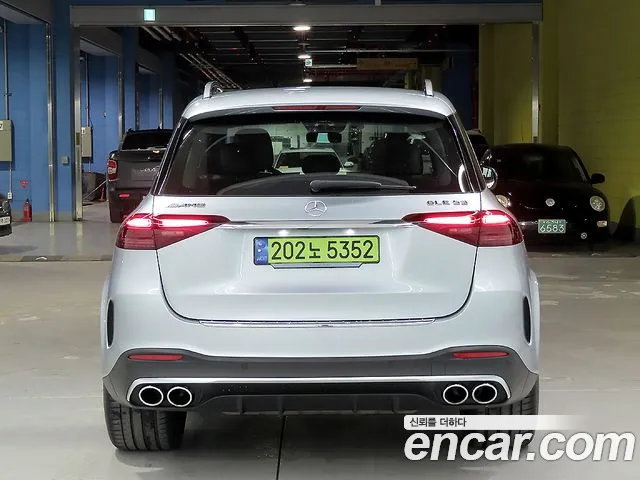Mercedes-Benz GLE-Class — Фото автомобиля 3
