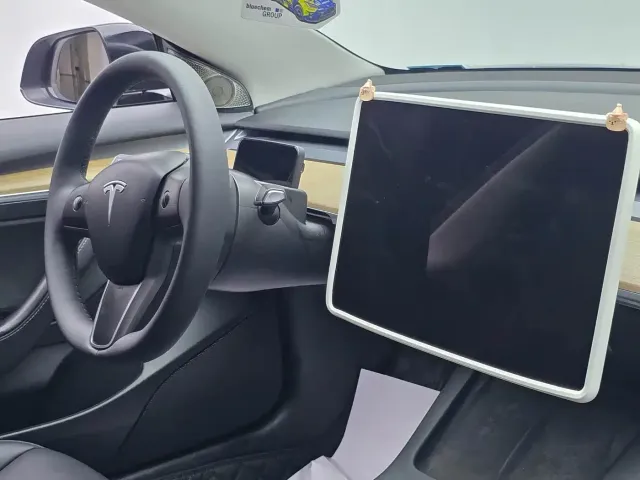 Tesla Model 3 2022 Model Rear-Wheel Drive Version — Фото автомобиля 9