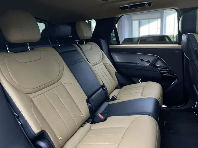 Land Rover Range Rover Sport — Фото автомобиля 30