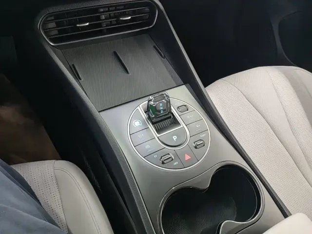 BYD Seal 05 DM-i — Фото автомобиля 13