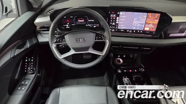 Audi Q6 e-tron — Фото автомобиля 16