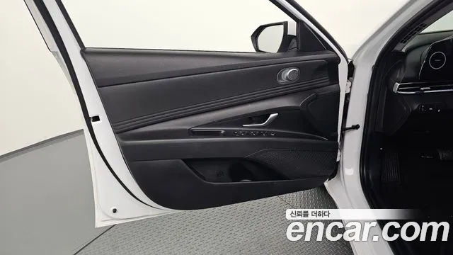Hyundai Avante — Фото автомобиля 13