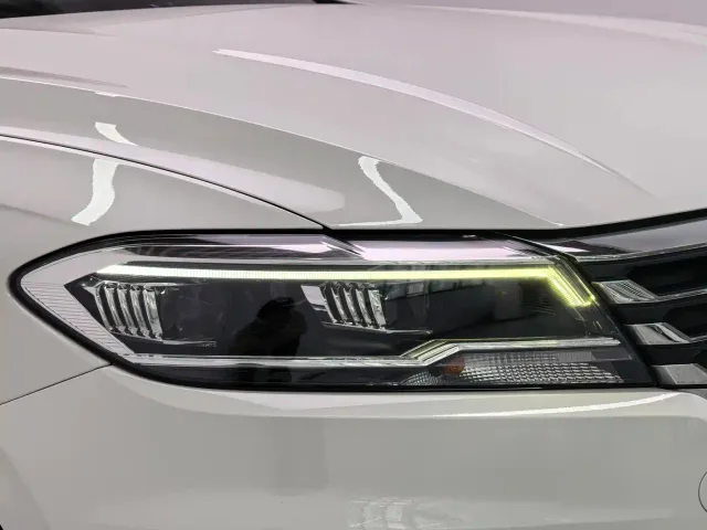 Volkswagen Lavida — Фото автомобиля 21
