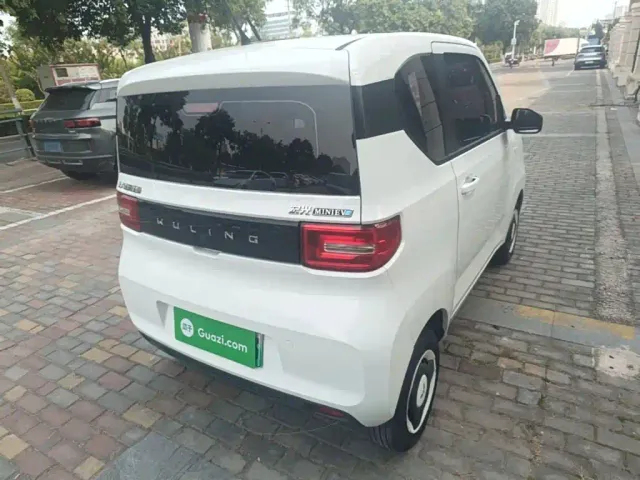 Wuling Hongguang Mini EV — Фото автомобиля 6