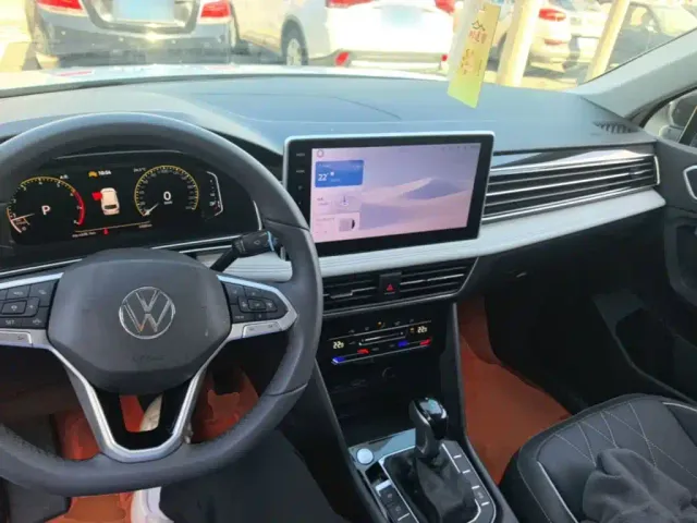 Volkswagen Tiguan L — Фото автомобиля 9