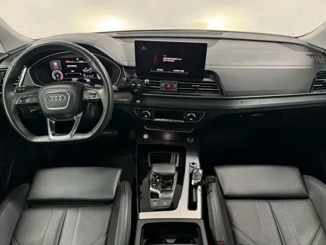 Audi Q5L — Фото автомобиля 8