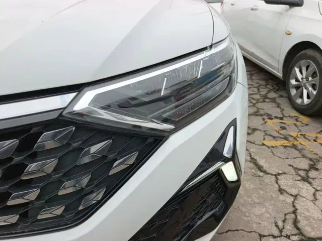 Jetta VS5 — Фото автомобиля 23