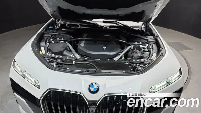BMW 7 Series G70 — Фото автомобиля 6