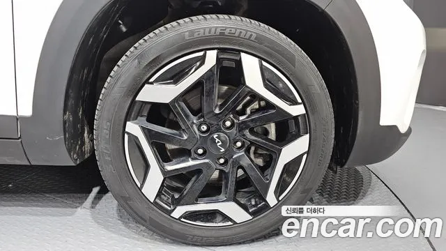 Kia Seltos Новый Seltos Бензин 1.6 турбо 2WD — Фото автомобиля 5