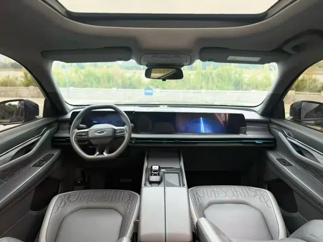 Ford Edge — Фото автомобиля 9