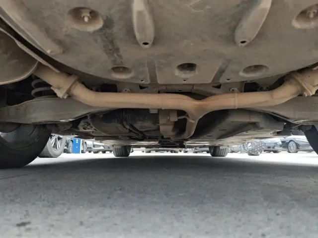 Toyota Avalon — Фото автомобиля 23