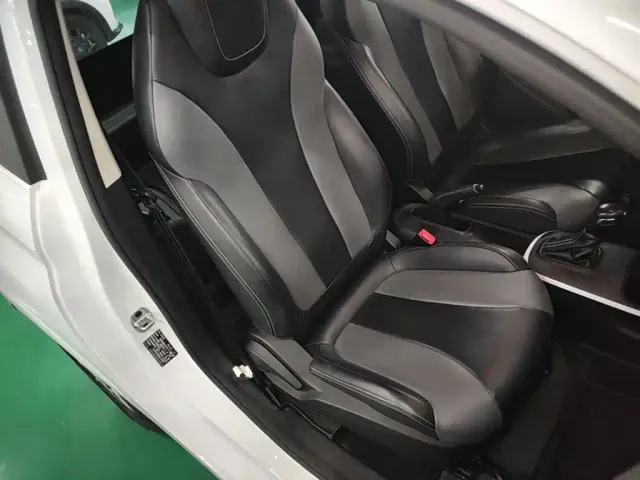 Roewe Clever — Фото автомобиля 24