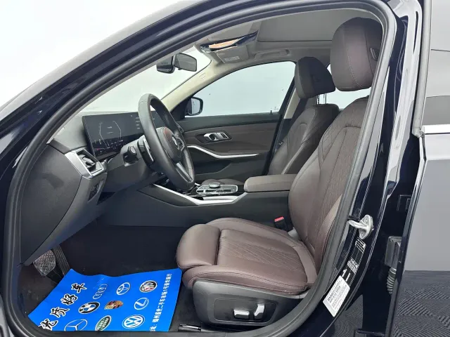 BMW 3 Series — Фото автомобиля 10
