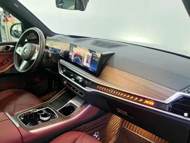 BMW X5 — Фото автомобиля 10