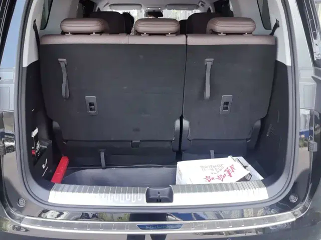 Wuling Starlight 730 — Фото автомобиля 4