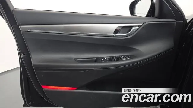 Hyundai Grandeur (New) Hybrid — Фото автомобиля 13