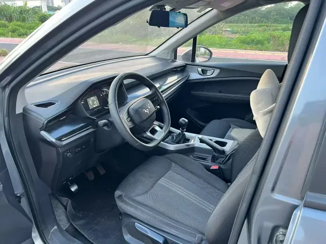 Wuling Jiachen — Фото автомобиля 5
