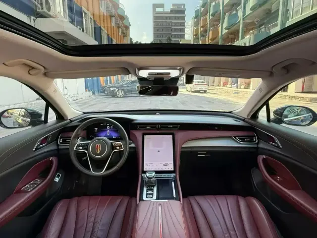 Hongqi H5 — Фото автомобиля 8