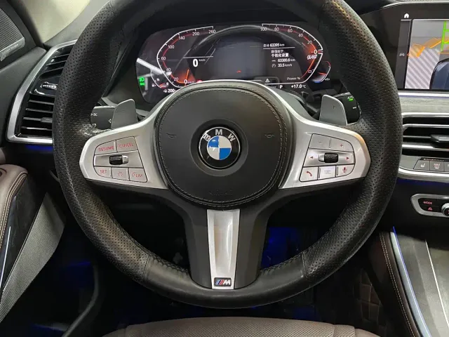 BMW X5 — Фото автомобиля 4