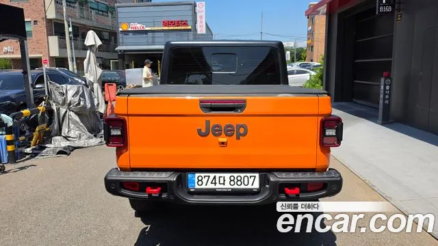 Jeep Gladiator Gladiator (JT) — Фото автомобиля 4