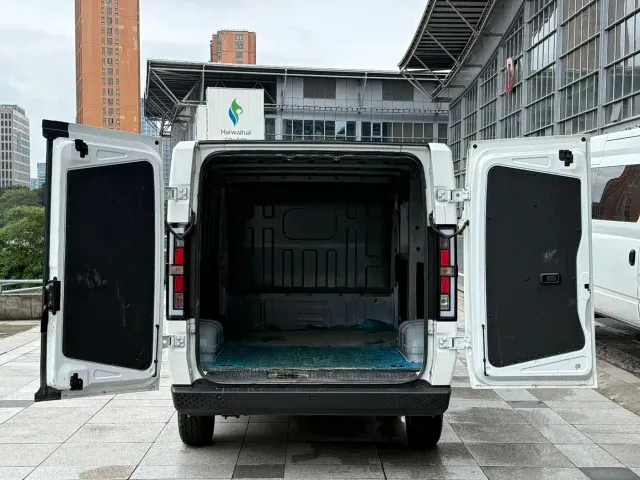 Shineray Xinyuan E3 — Фото автомобиля 6