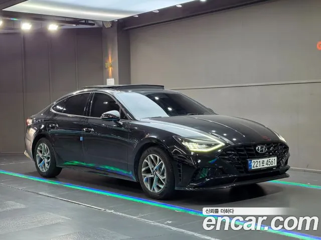 Фотография автомобиля — Hyundai Sonata DN8