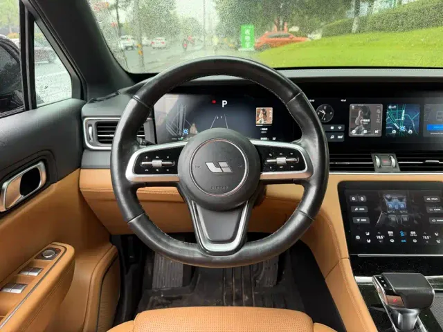 Li Auto ONE — Фото автомобиля 14