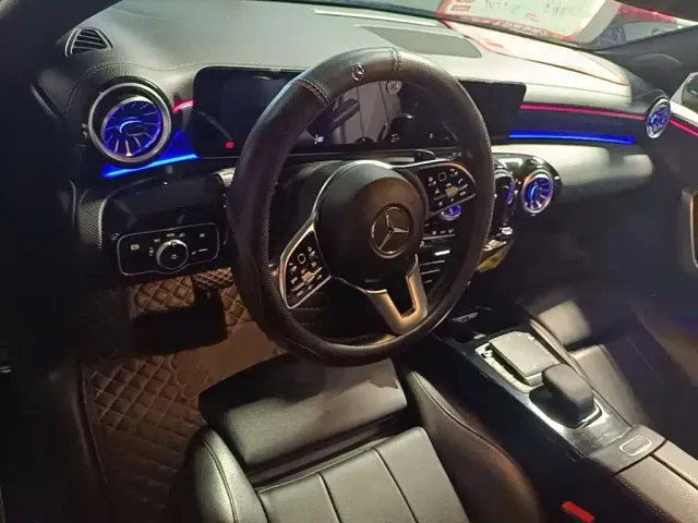 Mercedes-Benz A-Class — Фото автомобиля 9