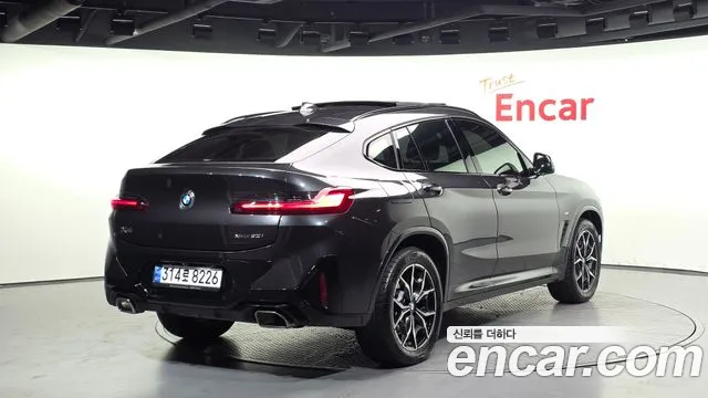 BMW X4 xDrive20i M Sport — Фото автомобиля 2