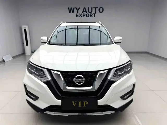 Nissan X-Trail — Фото автомобиля 2