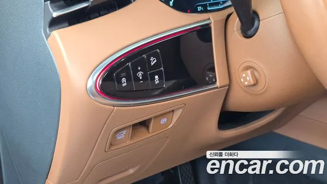Genesis GV70 — Фото автомобиля 26