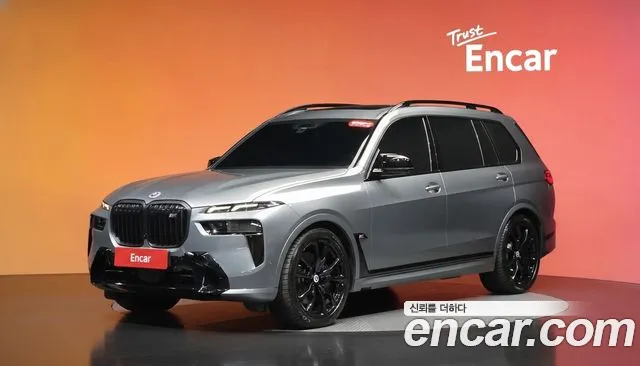 Фотография автомобиля — BMW X7 G07