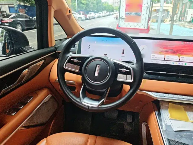 Wey Alpine — Фото автомобиля 6
