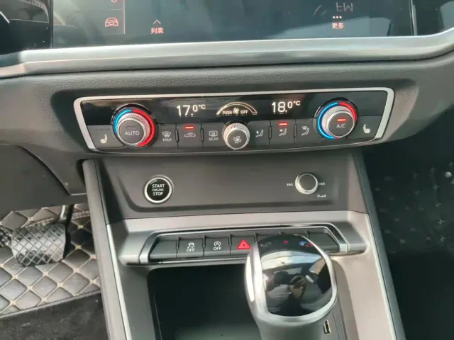 Audi Q3 — Фото автомобиля 23